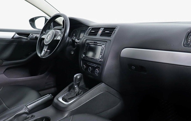 Volkswagen Jetta VI, фото №5