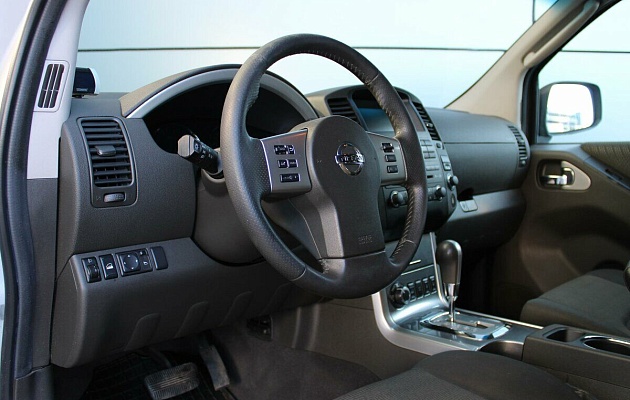 Nissan Pathfinder III Рестайлинг, фото №7