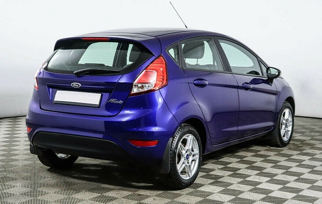 Ford Fiesta Mk6 Рестайлинг, фото №2