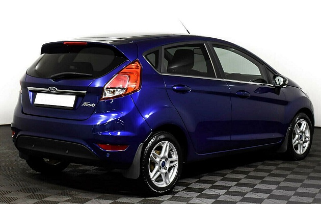 Ford Fiesta Mk6 Рестайлинг, фото №2