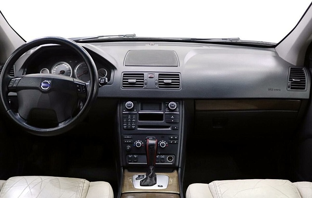 Volvo XC90, фото №12