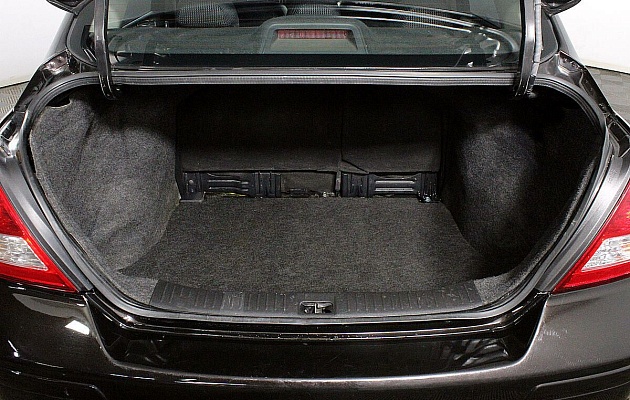 Nissan Tiida, фото №13