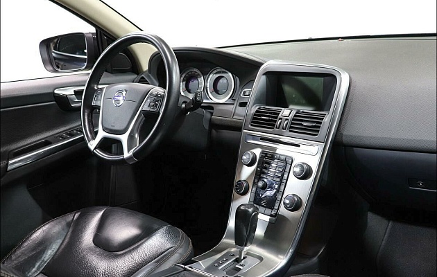 Volvo XC60, фото №10