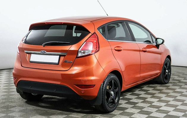 Ford Fiesta Mk6 Рестайлинг, фото №2