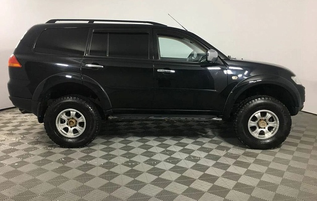 Mitsubishi pajero sport ii, фото №2
