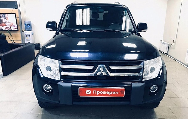 Mitsubishi Pajero IV, фото №1