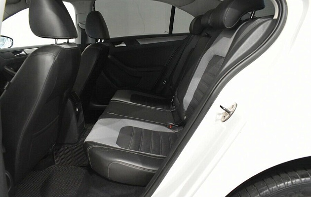 Volkswagen Jetta VI, фото №6