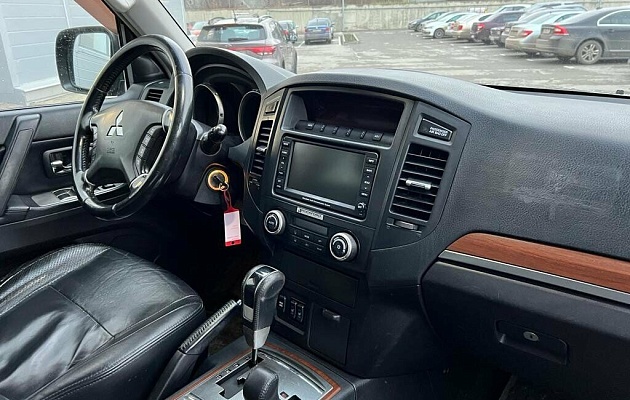 Mitsubishi Pajero IV, фото №5