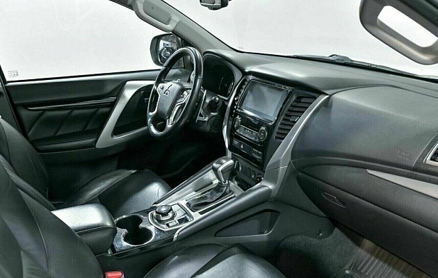 Mitsubishi pajero sport, фото №5