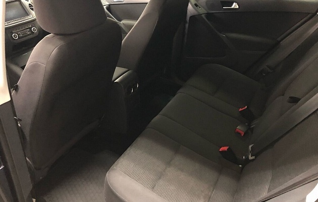 Volkswagen Tiguan, фото №8