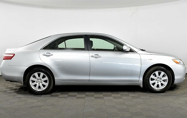 Toyota Camry, фото №3