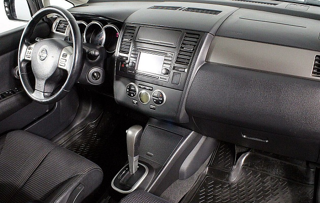 Nissan Tiida, фото №11