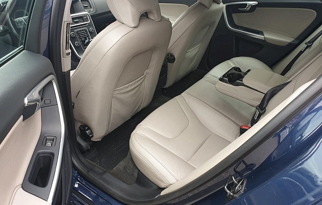 Volvo S60, фото №12