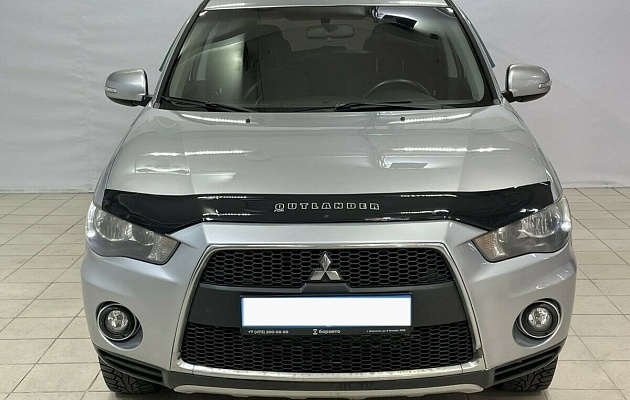 Mitsubishi Outlander II Рестайлинг, фото №1