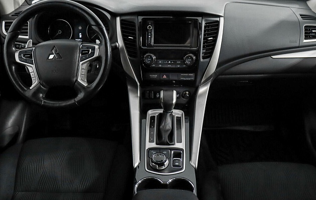 Mitsubishi Pajero Sport, фото №5