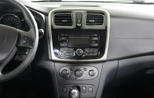 Renault Logan II, фото №8
