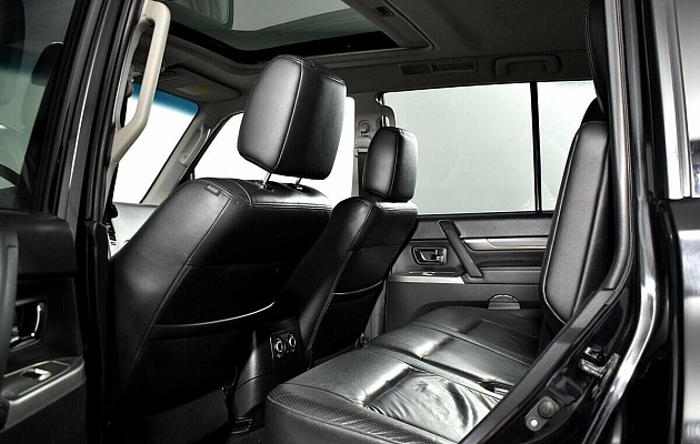 Mitsubishi Pajero IV Рестайлинг 1, фото №12