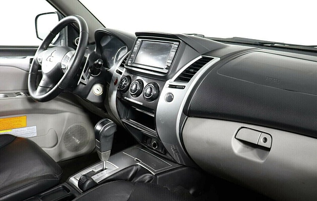 Mitsubishi pajero sport, фото №5