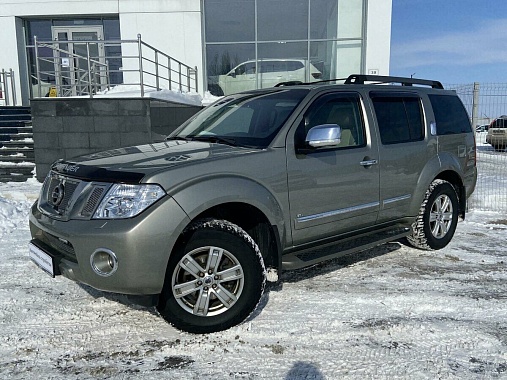 Nissan PATHFINDER