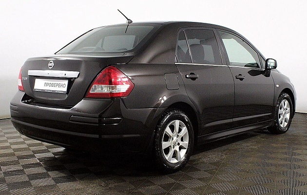 Nissan Tiida, фото №8