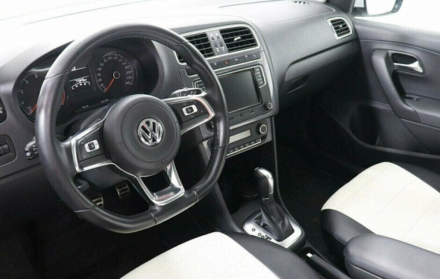 Volkswagen Polo 1.6 Автомат, фото №6