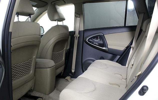 Toyota RAV 4, фото №10