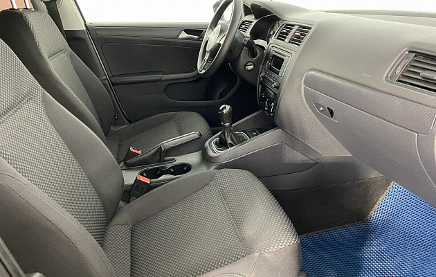 Volkswagen Jetta VI, фото №5