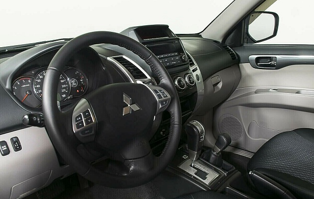 Mitsubishi Pajero Sport II Рестайлинг, фото №6