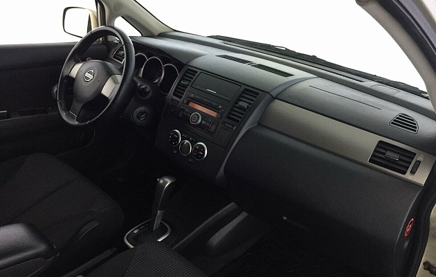 Nissan Tiida I Рестайлинг, фото №5