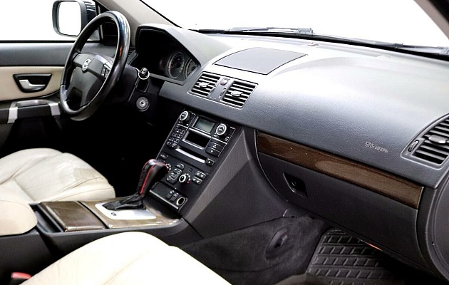 Volvo XC90, фото №13