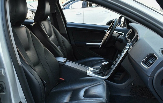 Volvo S60 II, фото №5