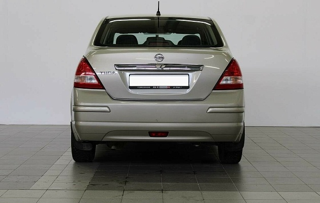 Nissan Tiida I Рестайлинг, фото №4