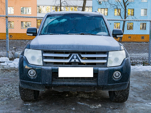 Mitsubishi PAJERO