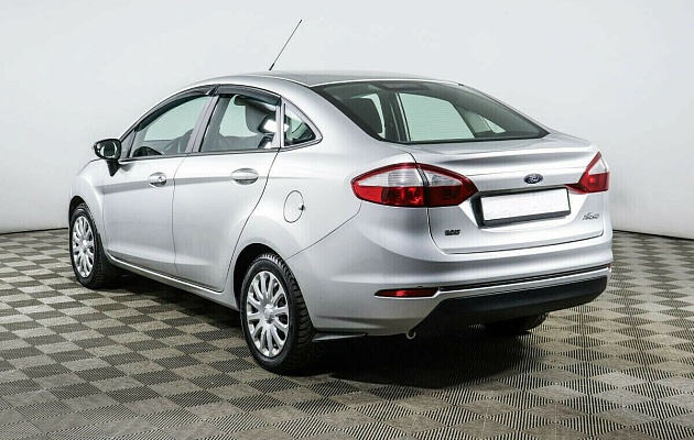 Ford Fiesta Mk6 Рестайлинг, фото №4