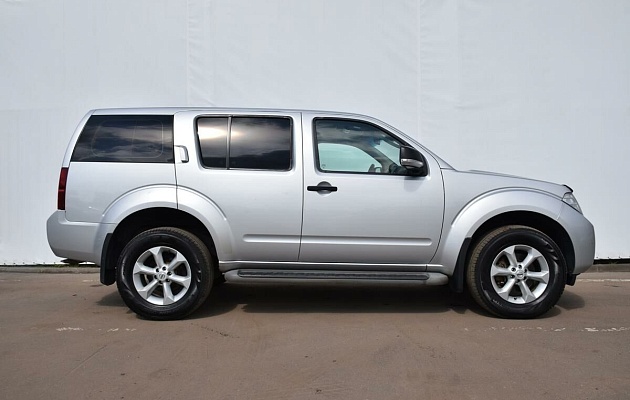 Nissan Pathfinder, фото №3
