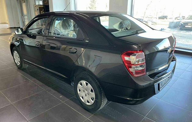 Chevrolet cobalt ii рестайлинг, фото №4