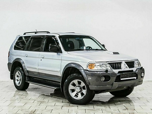 Mitsubishi Pajero Sport