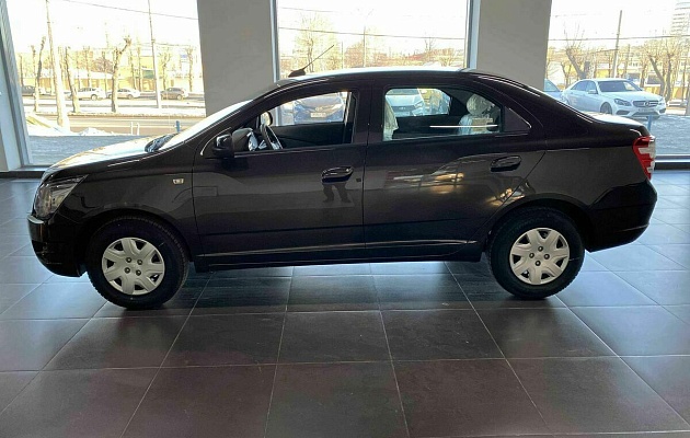 Chevrolet cobalt ii рестайлинг, фото №2