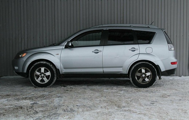 Mitsubishi Outlander II, фото №4