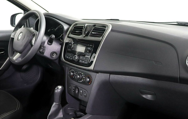 Renault Logan II, фото №7