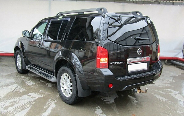 Nissan Pathfinder III Рестайлинг, фото №5