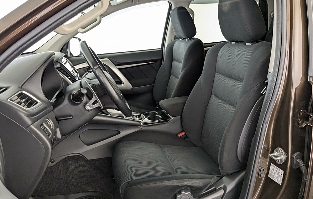 Mitsubishi Pajero Sport , фото №10