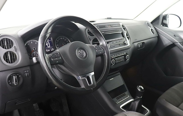 Volkswagen Tiguan, фото №9