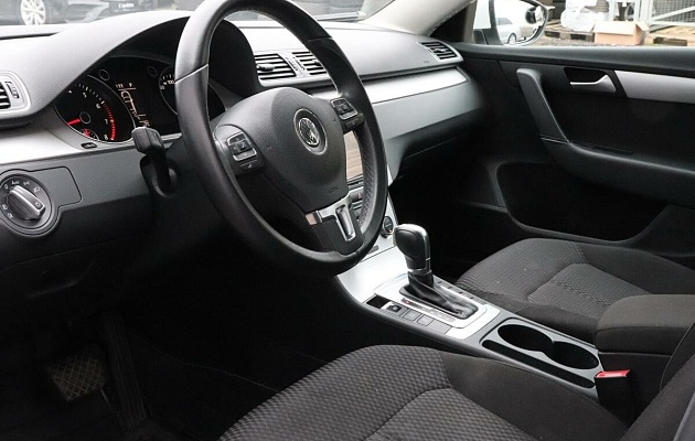 Volkswagen Passat, фото №10
