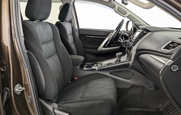 Mitsubishi Pajero Sport , фото №11