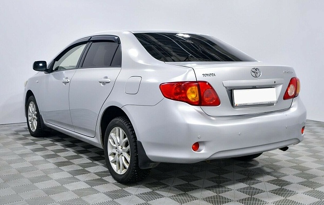 Toyota Corolla AMT X (E140, E150), фото №4