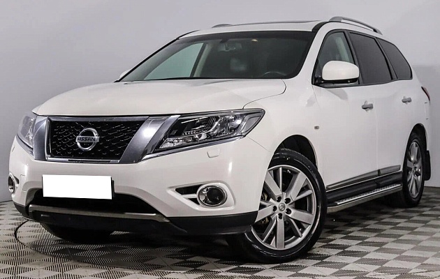 Nissan Pathfinder IV, фото №1