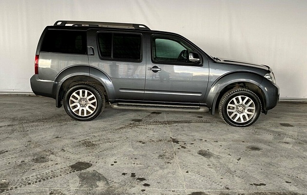 Nissan Pathfinder III Рестайлинг, фото №5