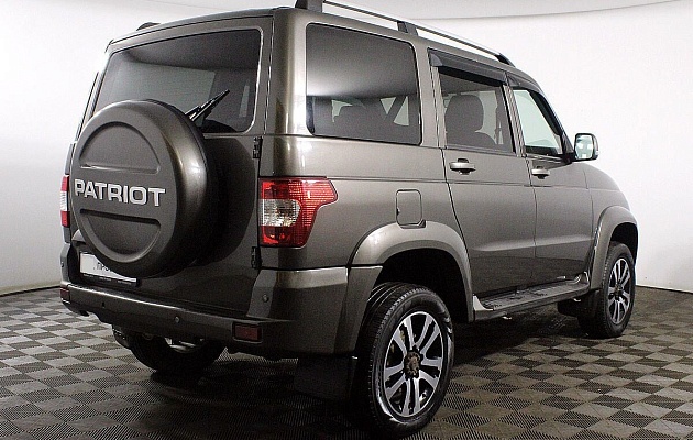 УАЗ Patriot, фото №2