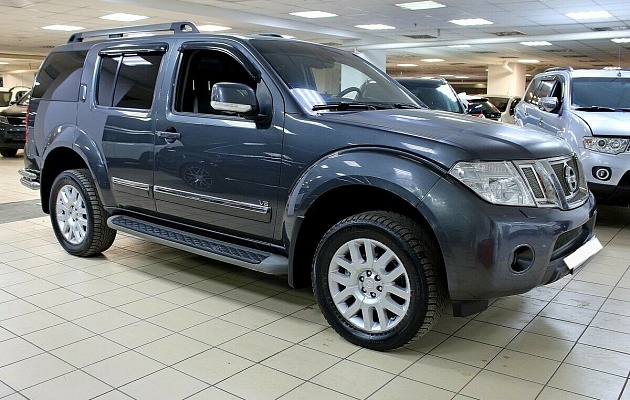 Nissan Pathfinder III Рестайлинг, фото №3